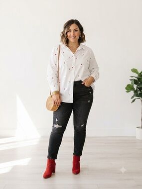 Lane Bryant White Button  Down Shirt with Red Heart Print. Size 26/28